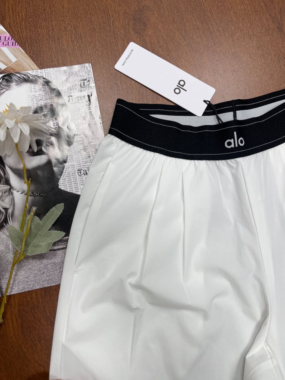 NWT ALO Yoga Suit Up Trouser (Regular)💘 Tailored Wide Leg💖 - Picture 4 of 8